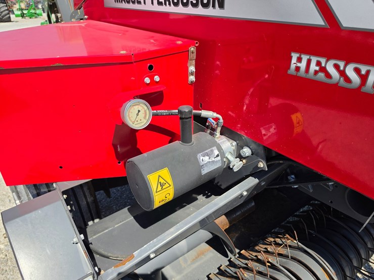 2021-massey-ferguson-1840-image-5