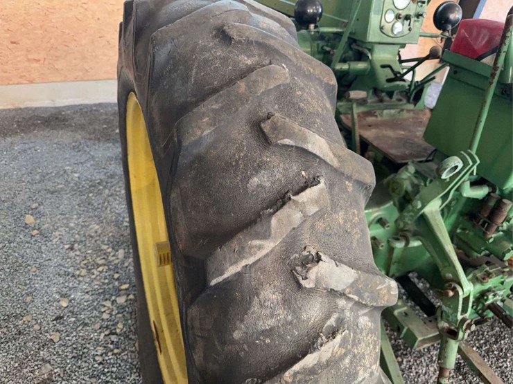 john-deere-70-image-14
