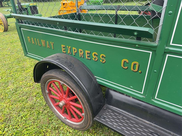 ford-model-t-image-33