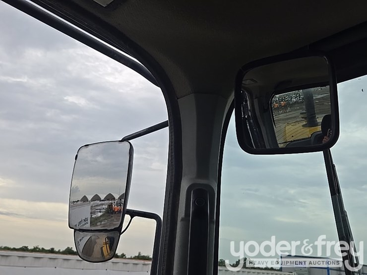 2019-caterpillar-938m-image-55