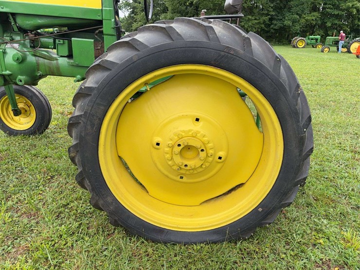 1957-john-deere-420-image-46