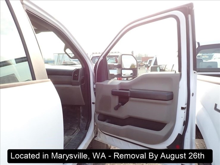 2017-ford-f250-xl-image-5