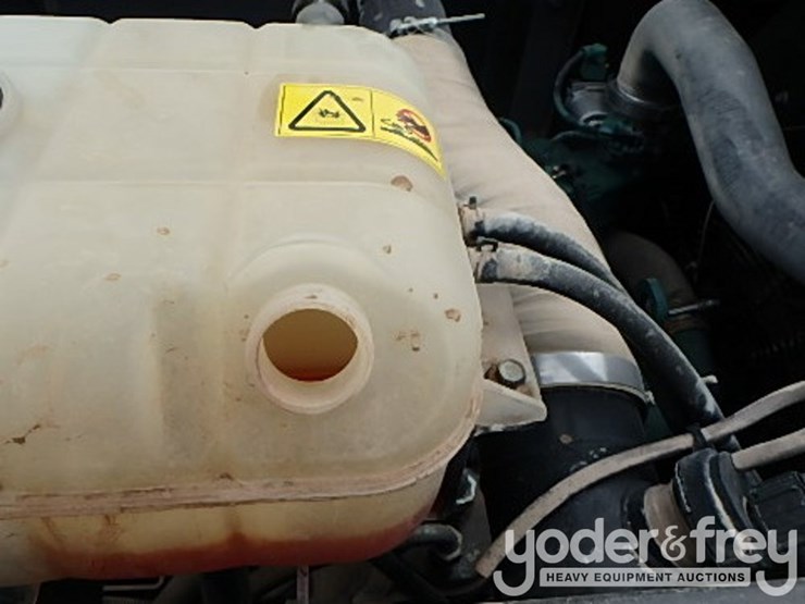 2020-volvo-ec300el-image-16