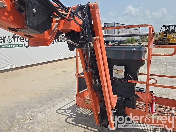 2017-jlg-450aj-image-30