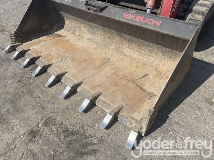 2018-takeuchi-tl12v2-image-23