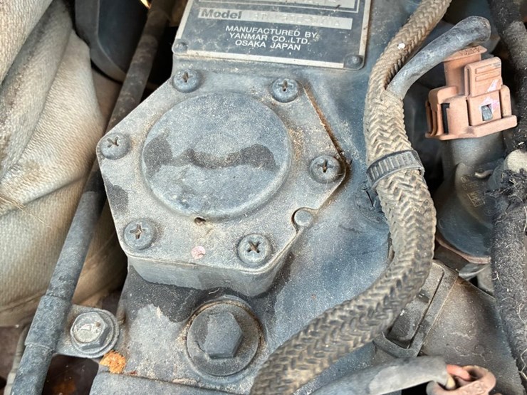 john-deere-1575-image-7