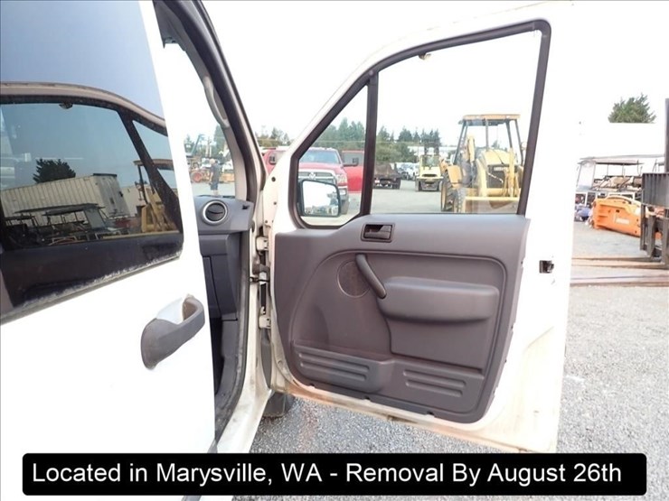 2013-ford-transit-image-22