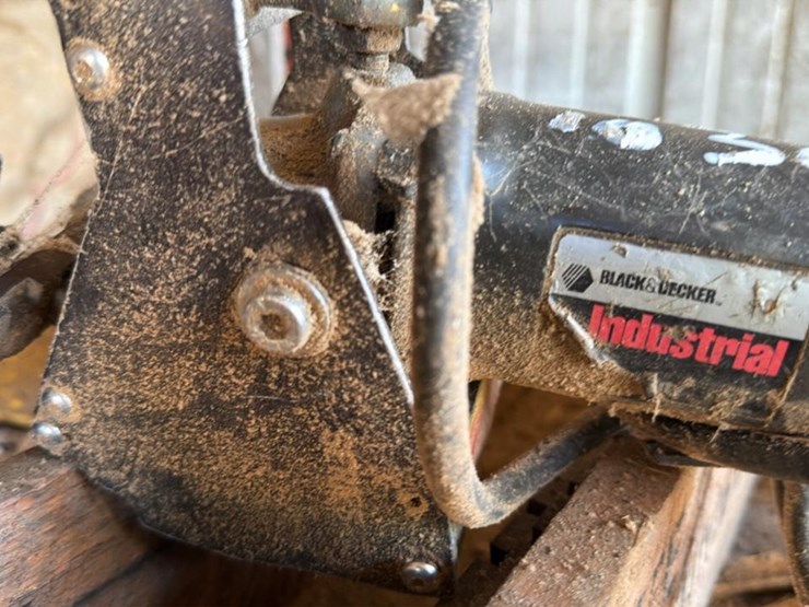 #1030-•-sharpeners---frye-lumber-company-image-2