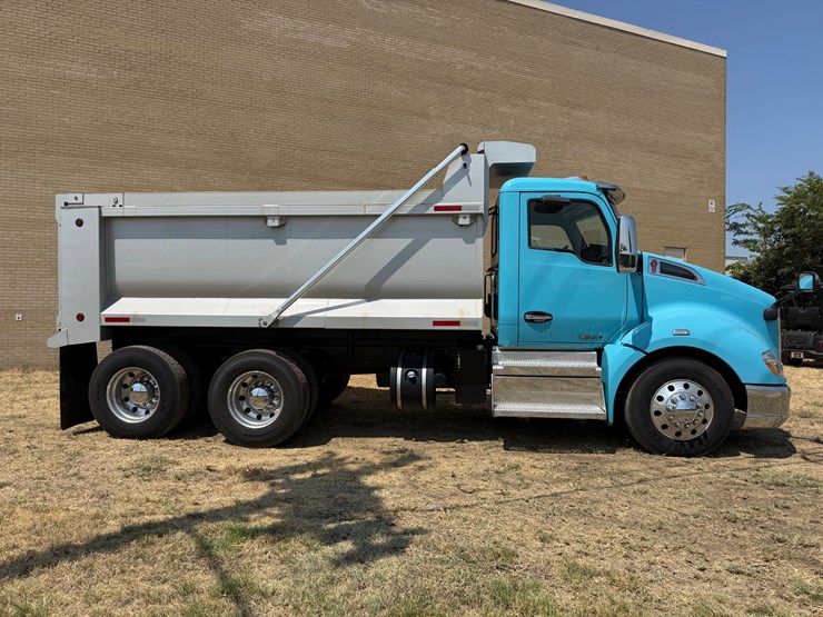 2019-kenworth-t680-image-5