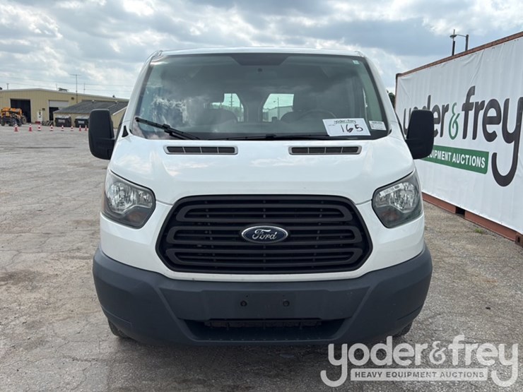 2015-ford-transit-image-8