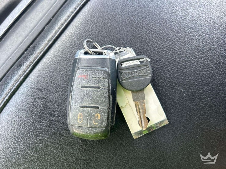 2019-dodge-2500-image-42