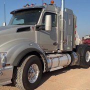 2022 KENWORTH T880