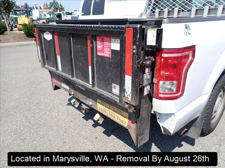 2015-ford-f150-xl-image-9