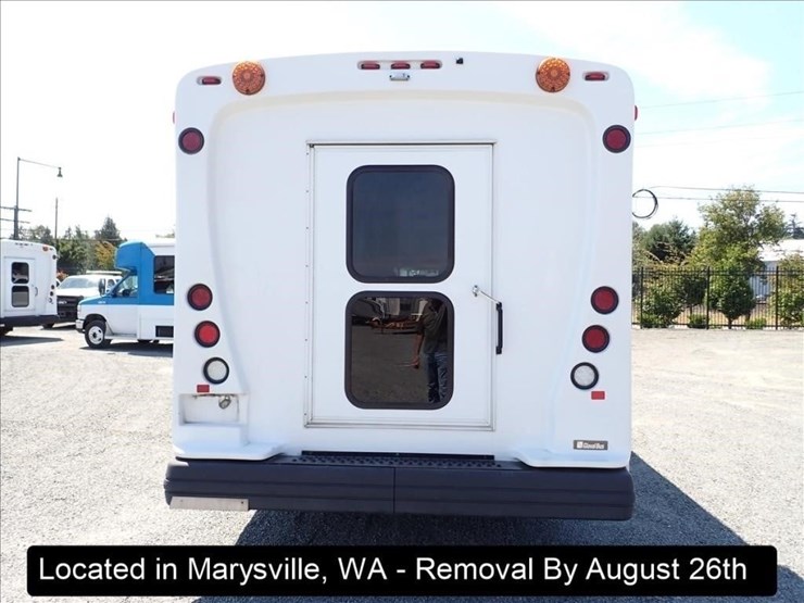 2019-ford-e450-image-14