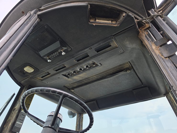 1981-john-deere-4440-image-12