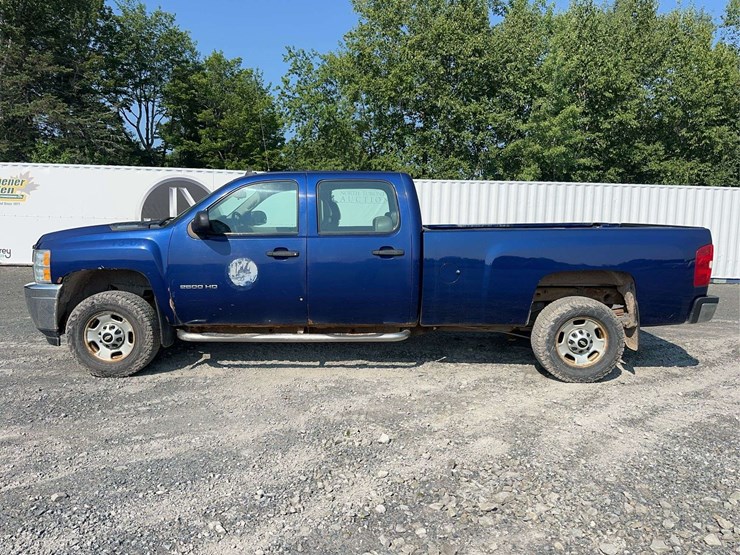 2013-chevrolet-silverado-2500hd-image-8
