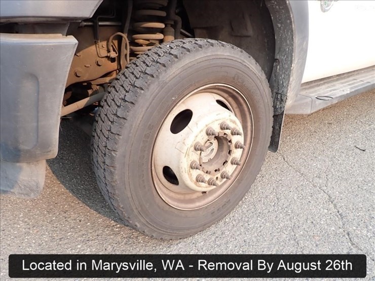 2014-ford-f550-image-34