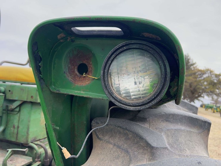 john-deere-720-image-53