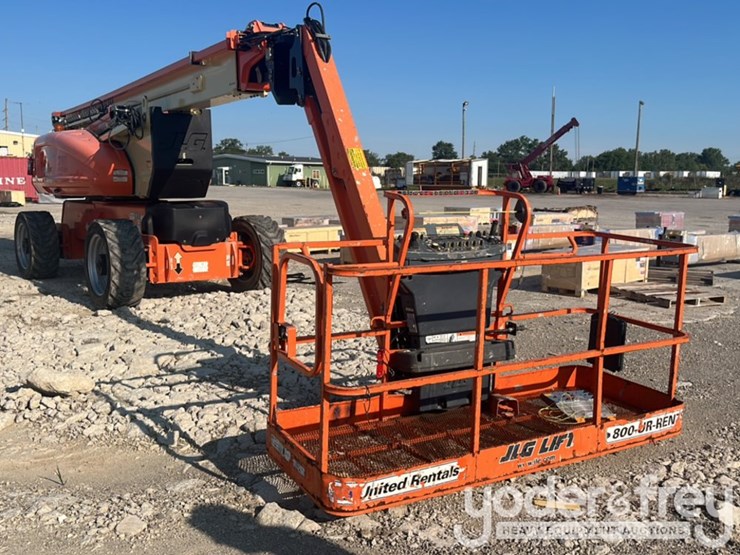 2013-jlg-1250ajp-image-1