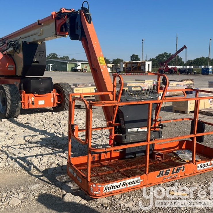 2013 JLG 1250AJP