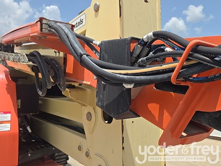 2017-jlg-450aj-image-27