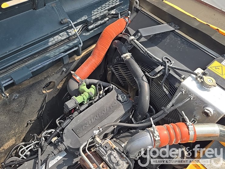 2018-hyundai-hx260l-image-52
