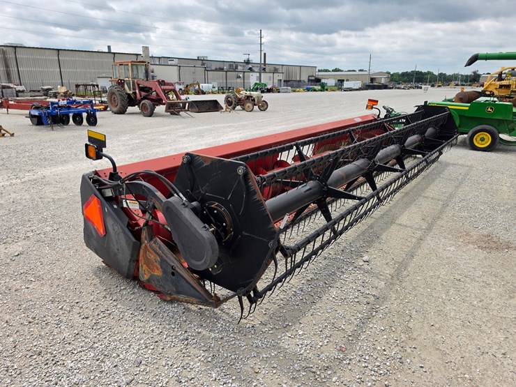 2005-case-ih-1020-image-12