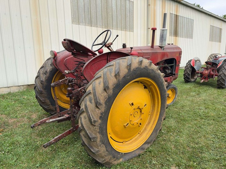 massey-ferguson-33-image-5