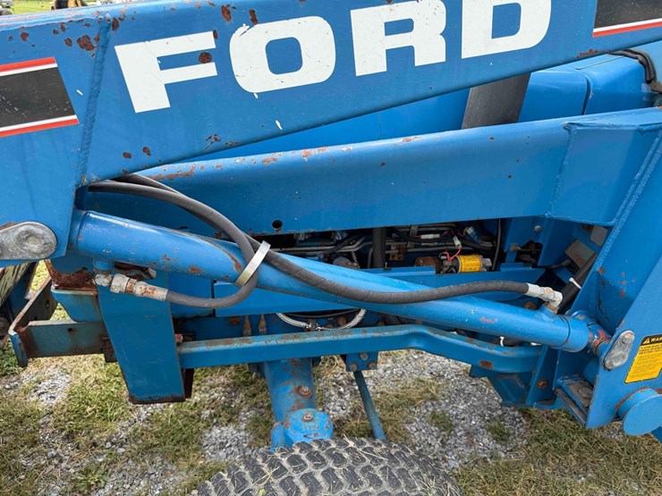 ford-2120-image-9