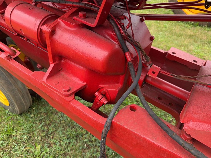 massey-ferguson-44-image-43