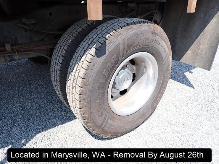 2002-dodge-3500-image-13