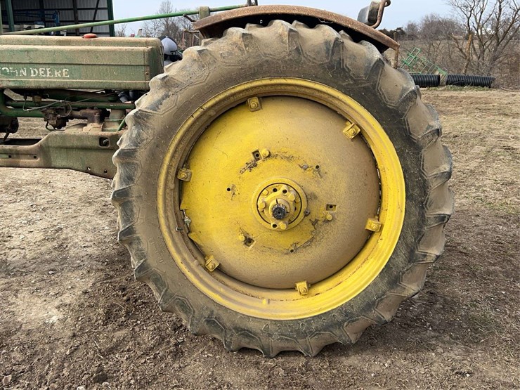 john-deere-model-b-image-49