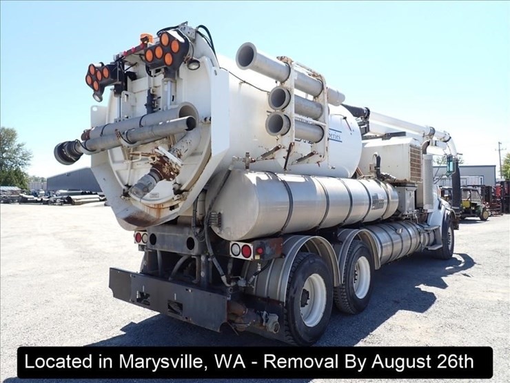 2006-sterling-l9500-image-34