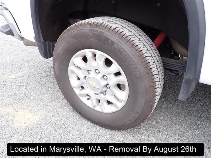 2023-chevrolet-2500-image-24