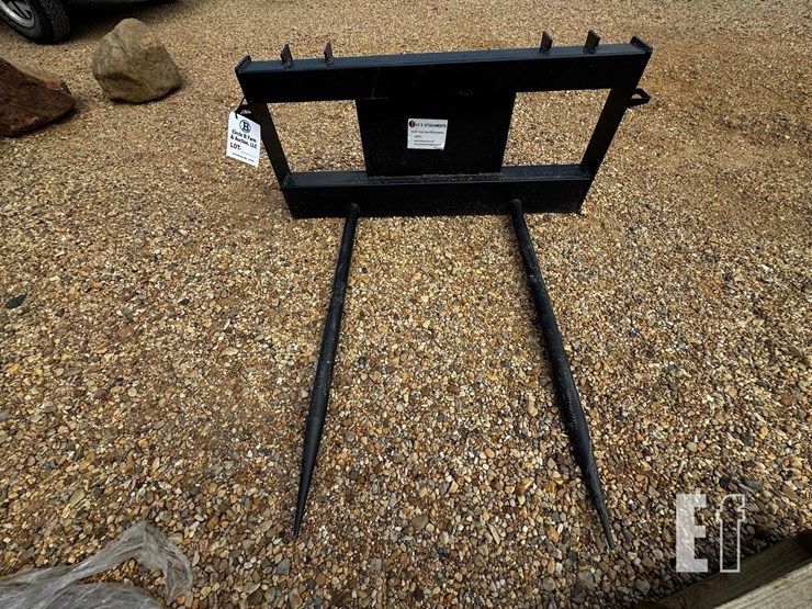 hay-spear-skid-steer-attach-image-1