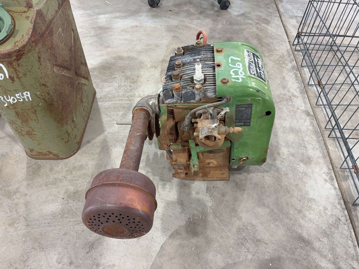 solid-state-ignition-gas-motor-and-metal-jerry-can-image-4
