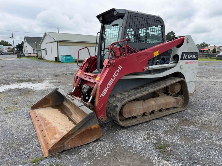 2020-takeuchi-tl12r2-image-1
