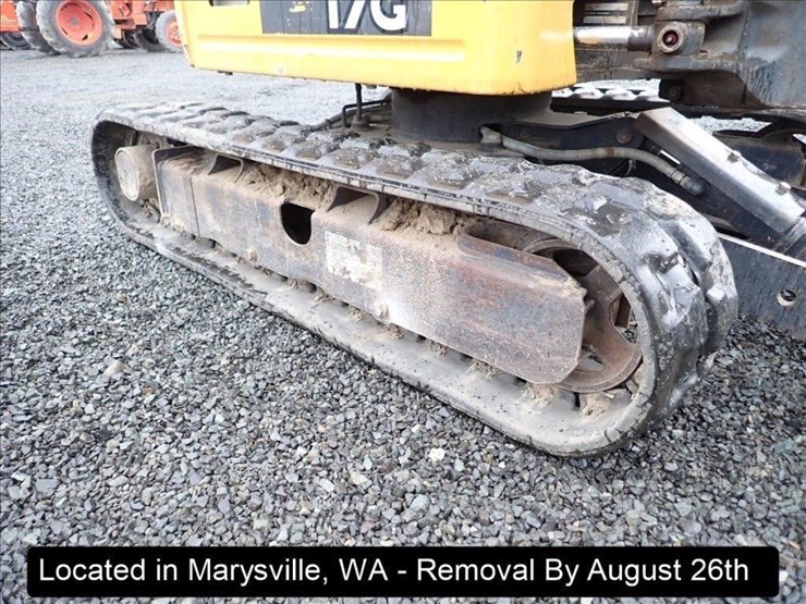 2019-deere-17g-image-13