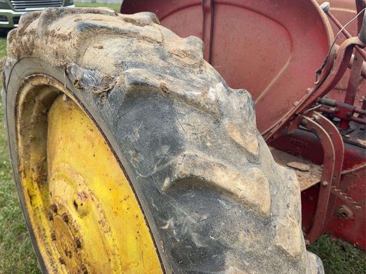 massey-ferguson-30-image-28