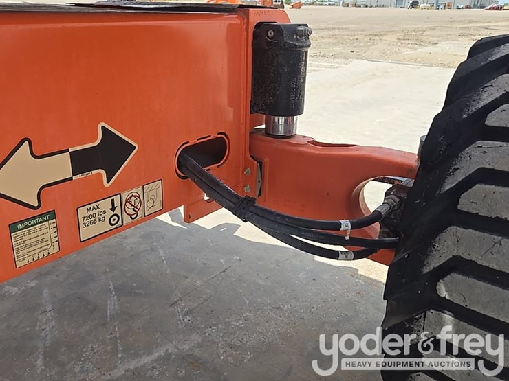 2017-jlg-450aj-image-31