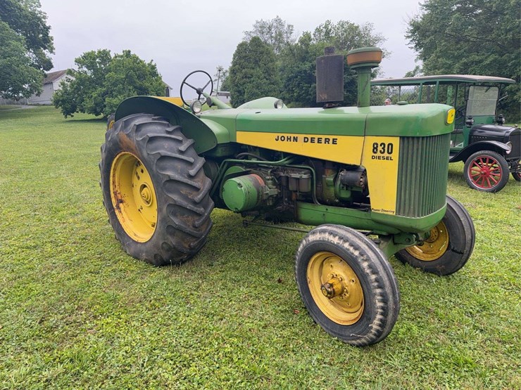 1959-john-deere-830-image-7