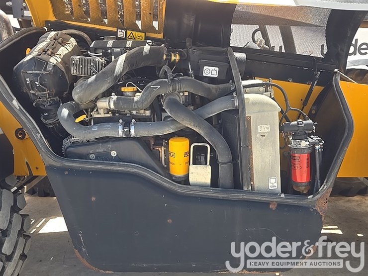 2019-jcb-510-56-image-33