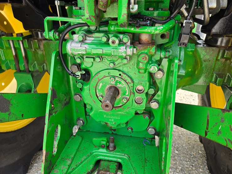2016-john-deere-5100e-image-10