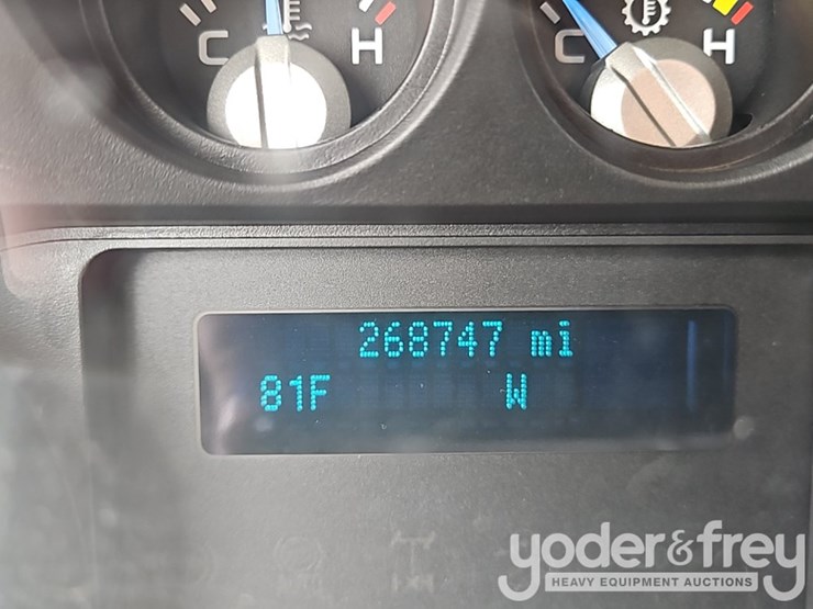 2014-ford-f350-sd-image-37