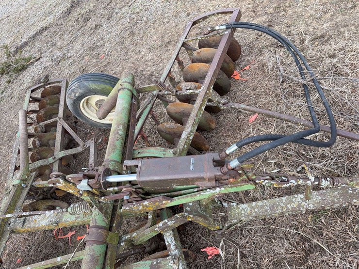 john-deere-11-image-29