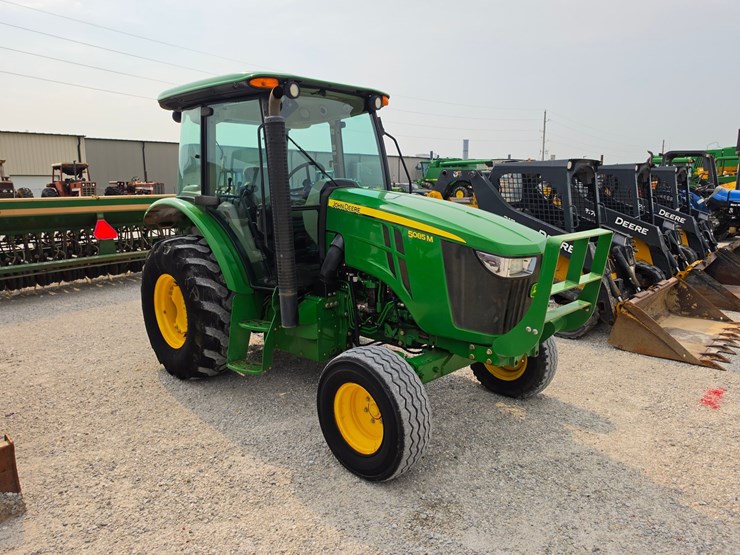 2016-john-deere-5085m-image-20