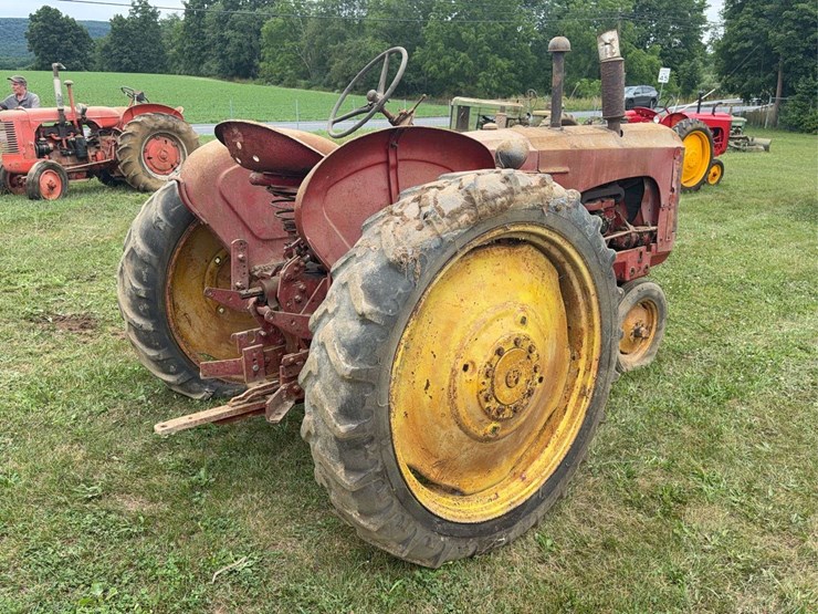 massey-ferguson-30-image-5