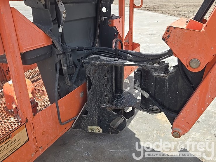 2017-jlg-450aj-image-23