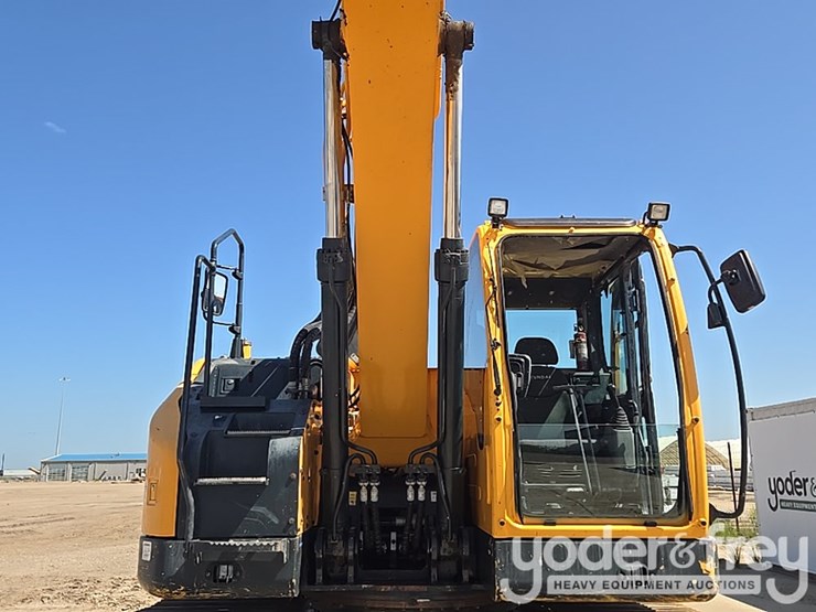2018-hyundai-hx235-lcr-image-27