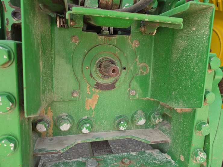 2013-john-deere-7200r-image-15